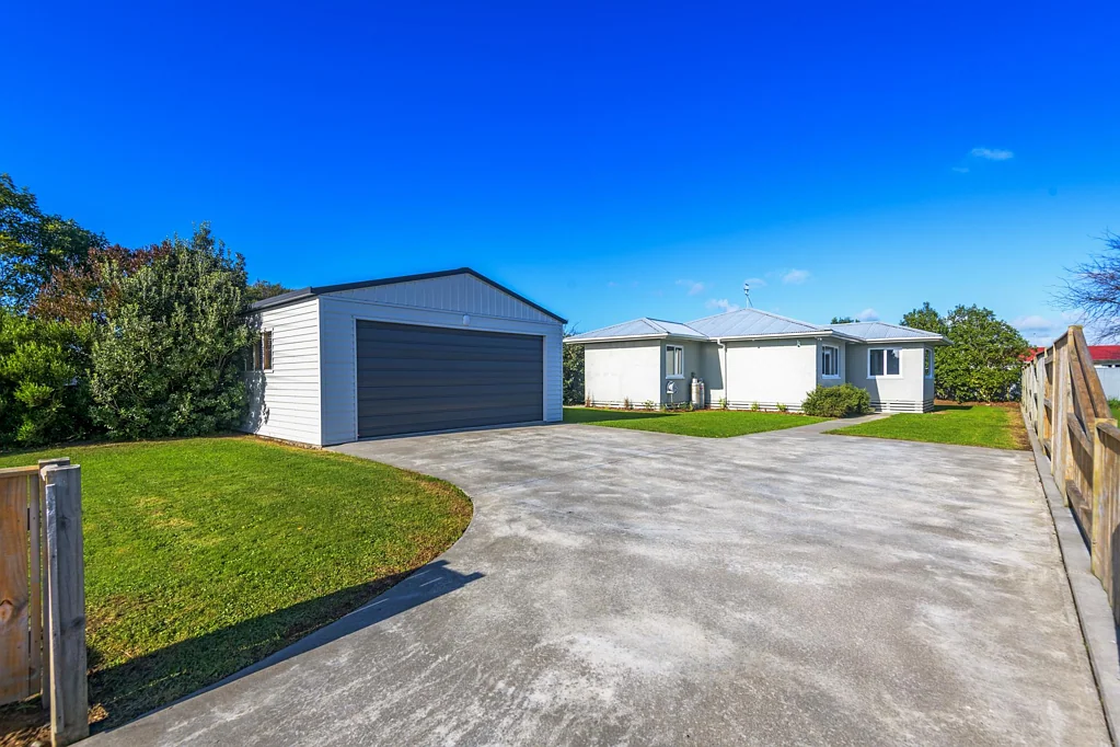 Feilding 3 Bedroom Double Glazed plus Double Garage Delight