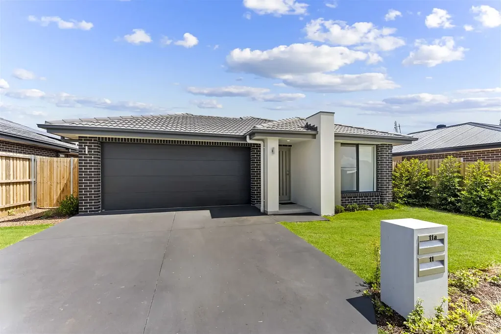 Anambah 5房  Near New House For sale