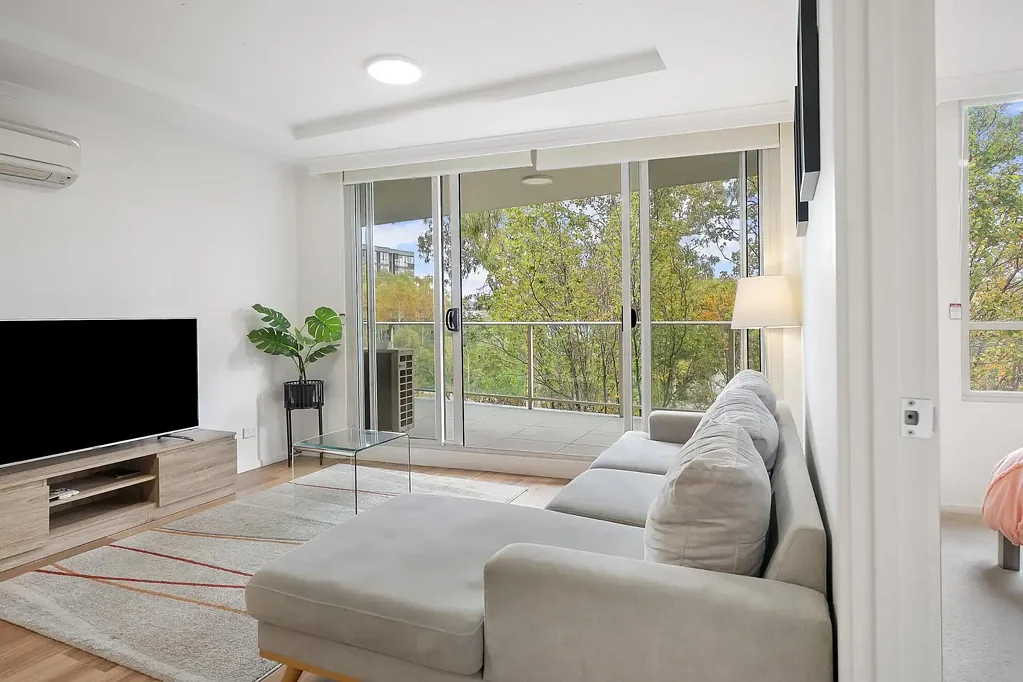 Braddon 2Moenga Near-New Inner-City Living, Without the Inner-City Price Tag