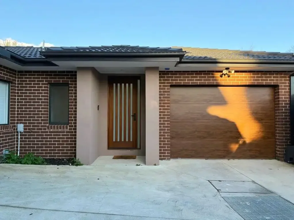 Beautiful Home Great Location