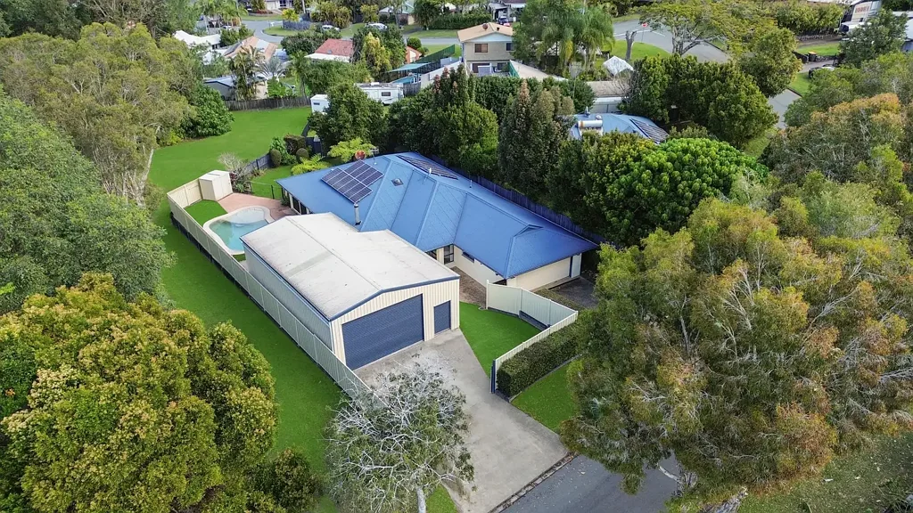 Bli Bli 4ਬੈੱਡਰੂਮ FANTASTIC PROPERTY, HUGE 12Mx8M SHED, SWIMMING POOL, NO BACK OR SIDE NEIGHBOUR - 882M2 BLOCK!