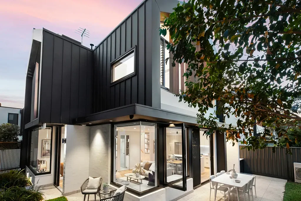 2/14 Mooki Street, Miranda, NSW 2228