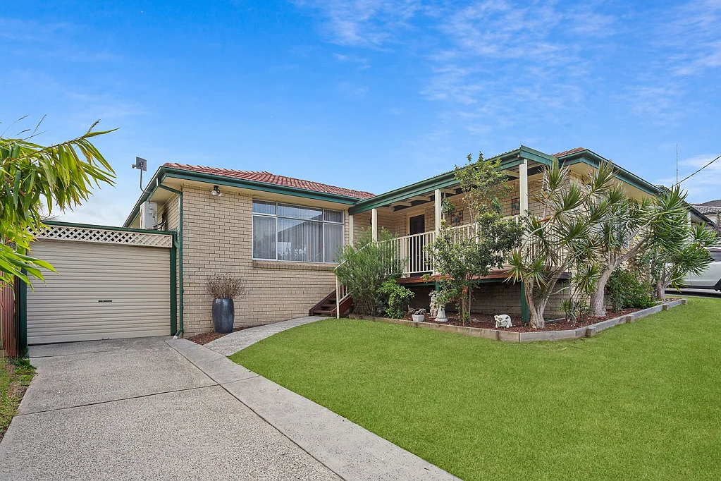 122 Cuthbert Drive, Mount Warrigal, NSW 2528