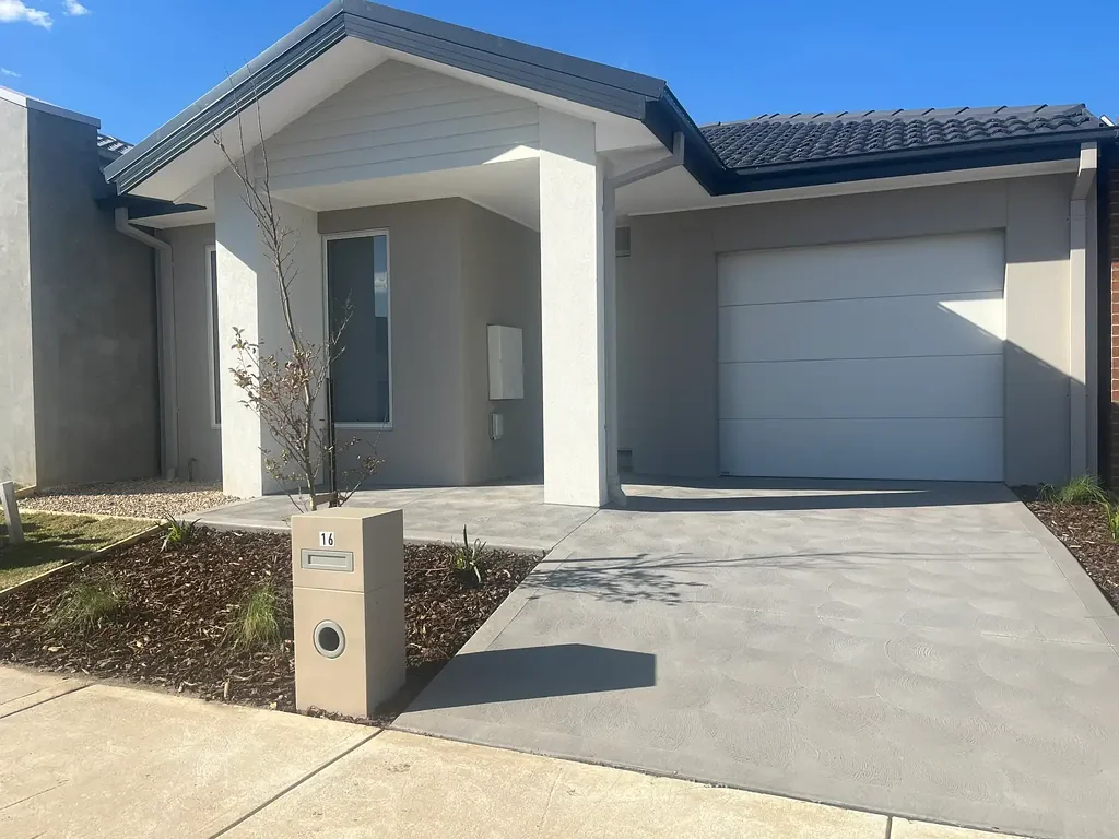 Brand New Modern Family Home in Kalkallo with 3 Bedrooms
