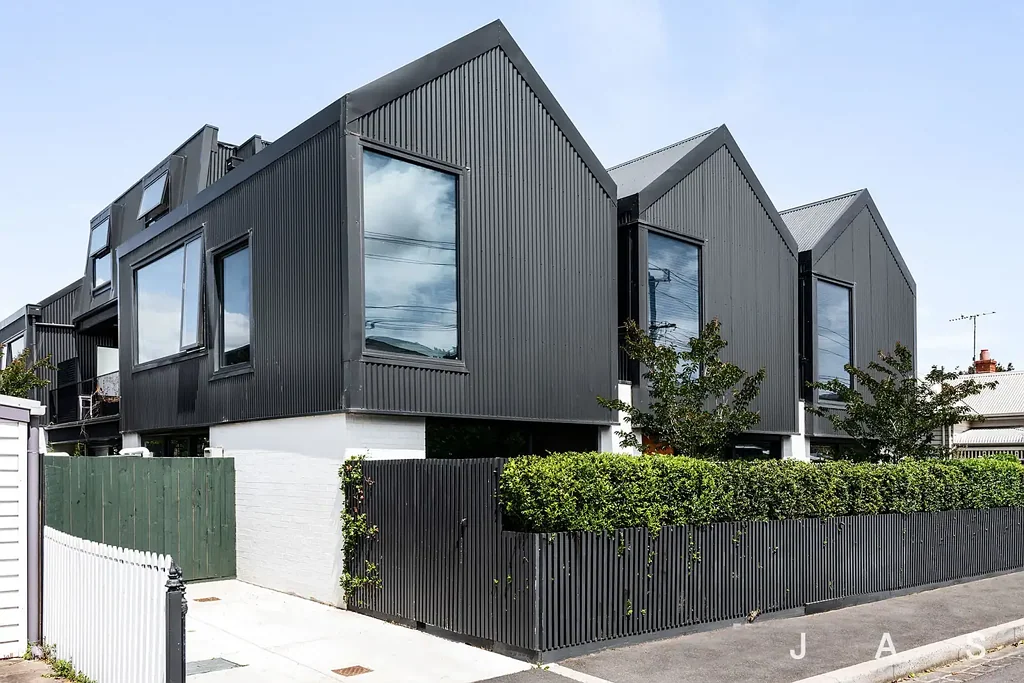 TWO BEDROOM, TWO BATHROOM LUXURY TOWNHOUSE