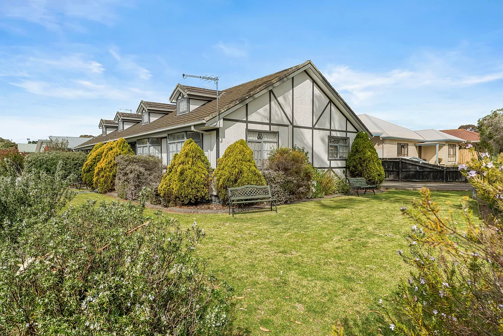 1/76 Wyndham Avenue, Cowes, VIC 3922