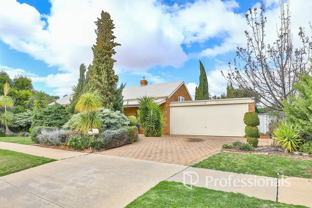 Mildura 3ਬੈੱਡਰੂਮ Great Location with Beautiful Gardens