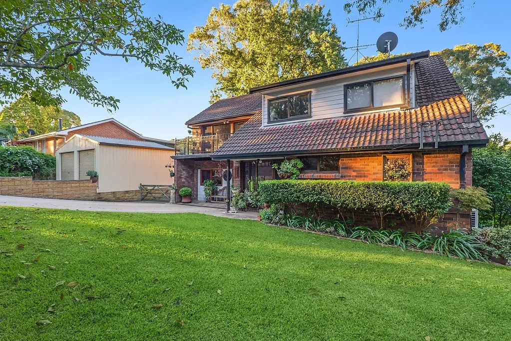 Kurrajong 6 Slaapkamer Large home in heart of Kurrajong Village