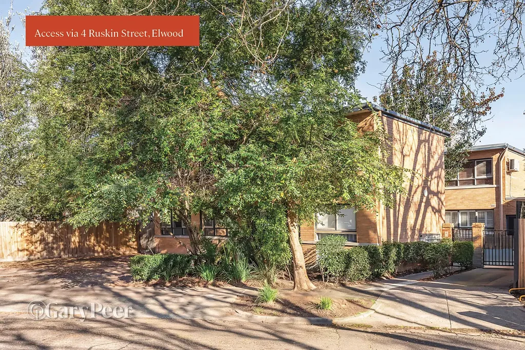 Elwood 2 Slaapkamer Leafy living, coveted Elwood lifestyle