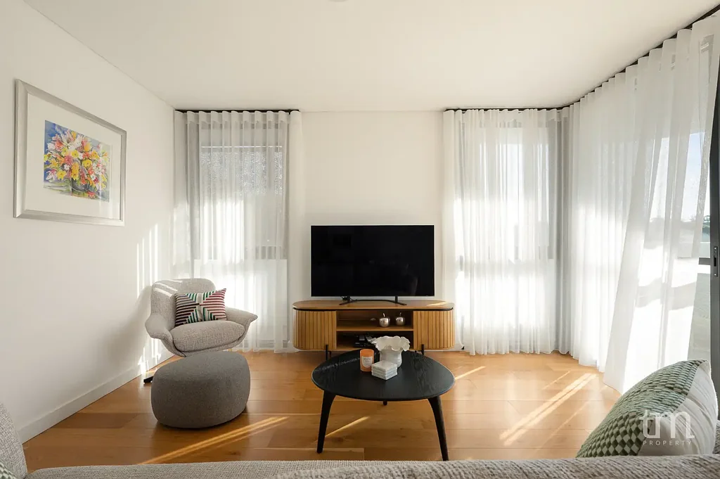 Shenton Park 2房  CORNER APARTMENT IN SHENTON PARK