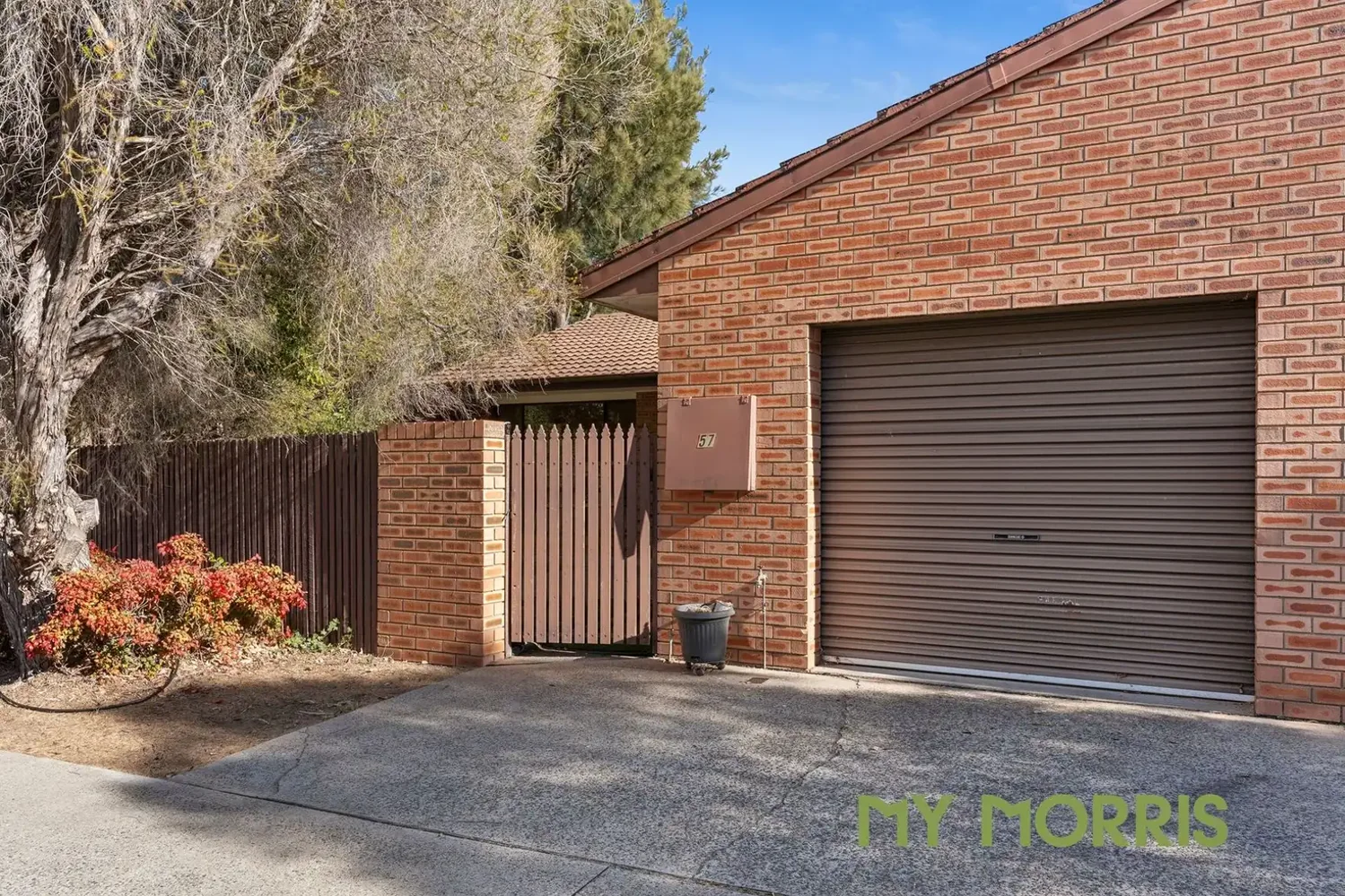 21 COSSINGTON SMITH CR, LYNEHAM ACT 2602, 0 rūma, 0 rūma horoi, Townhouse