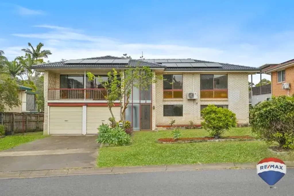 Macgregor 5Kwarto Golden Opportunity! Dual Living Potential & Location!