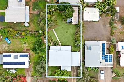 Mareeba 4कमरा 4 BEDROOM FAMILY HOME - MEDIUM DENSITY ZONED!