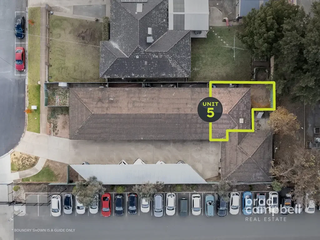 Shepparton 2房  CENTRAL UNIT WITH YARD, PERFECT INVESTMENT