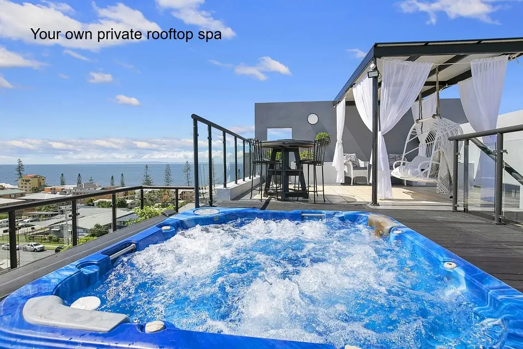 Penthouse with SENSATIONAL Views