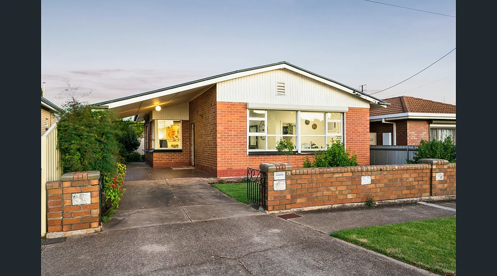 Royal Park 2房  Lifestyle & Convenience in a Prime Western Suburbs Location