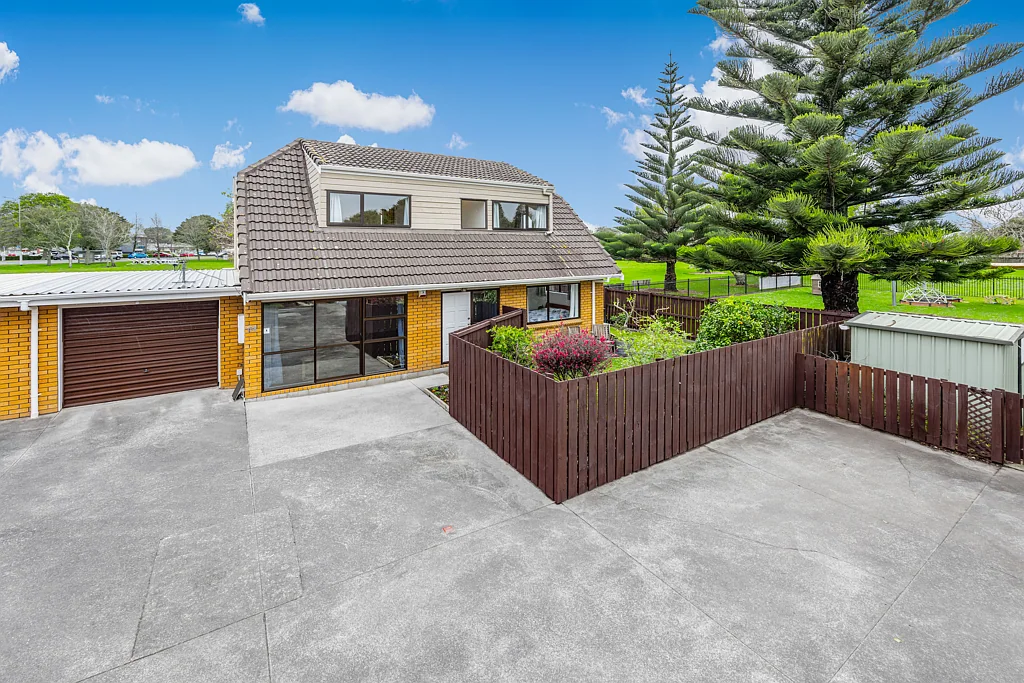 4/17 Ross Martin Court, Conifer Grove, Papakura, Auckland