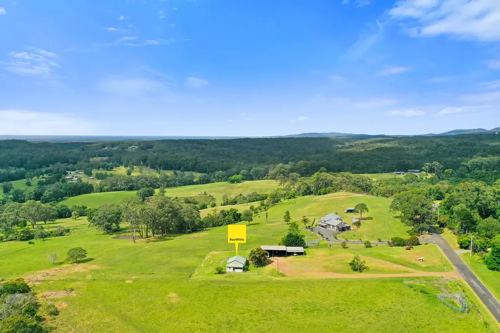 Woodstock 3 Bedroom The DREAM... 1.2 acres with views