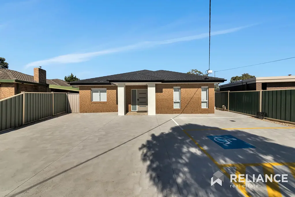 Prime location, all bills inclusive in the rent!