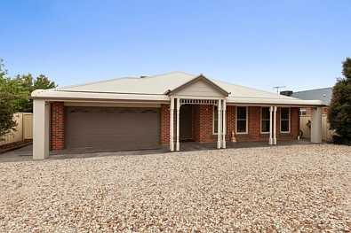 Kilmore 4房  A Standout Family Retreat