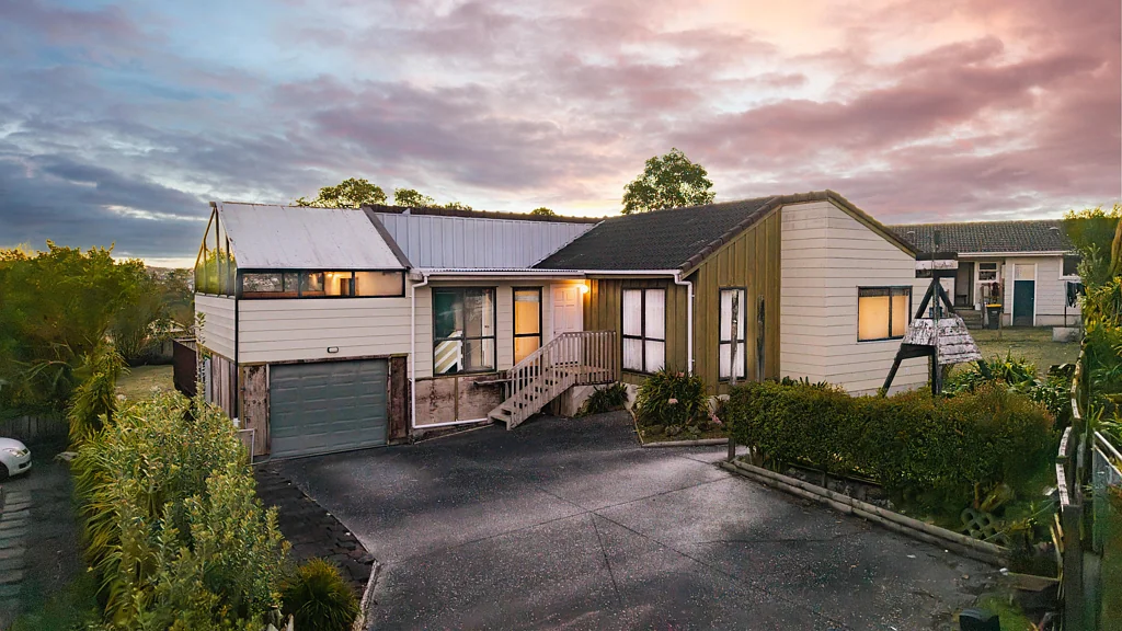 40 West Harbour Drive, West Harbour, Waitakere City, Auckland