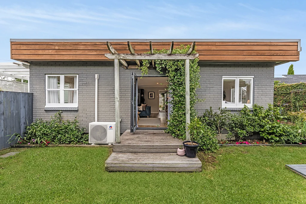 84 Banks Road, Mount Wellington, Auckland City, Auckland
