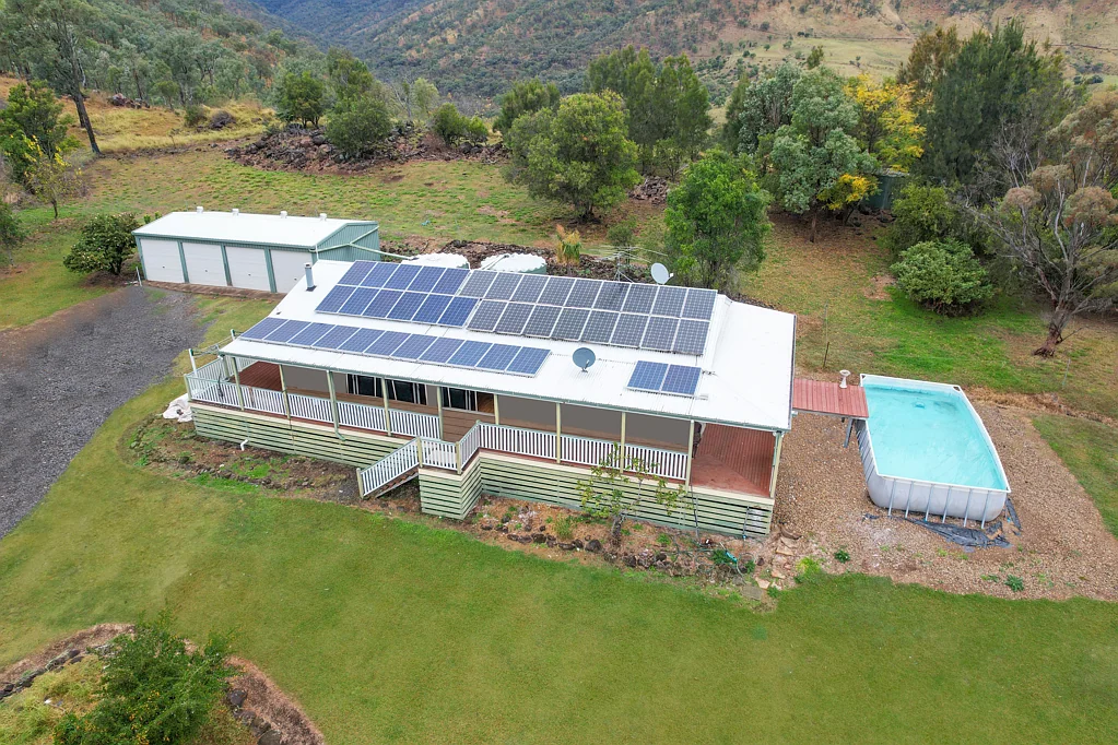 Ingoldsby "Wedgetail Hills" Exceptional Grazing Property on 225 Acres & 2 Titles