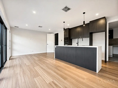 5/10 Jalanga Crescent, Aranda, ACT 2614, 3房, 2浴, Townhouse