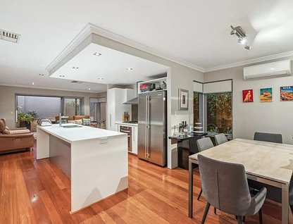 1 Latrobe Street, Yokine, WA 6060, 3 Kuwarto, 2 Banyo, House