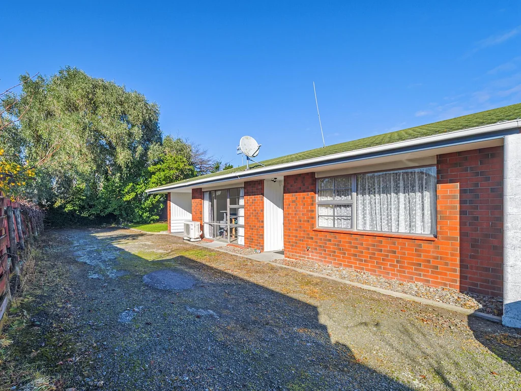 Palmerston North Central 2Moenga Location & So Affordable!
