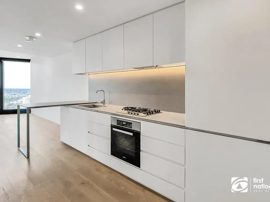 Southbank 2 Bedroom Sought after high level with views!