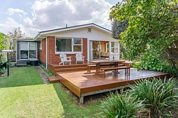 14 Carlson Crescent, Silverdale