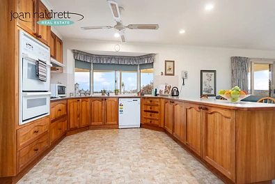 2 Hilltop Court, Wodonga, VIC 3690, 3 chambres, 2 salles de bain, House
