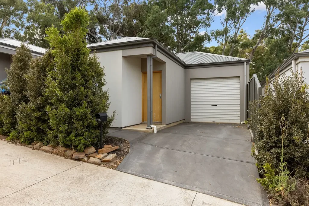 Low Maintenance in a Quiet Location
