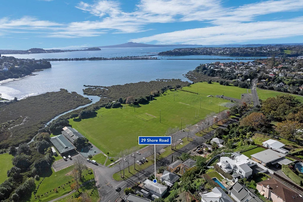 Remuera 3房 翻新/开发任您选择！坐拥双文法校网，绝美海景，RC已获批！ Do-Up or Develop in Double Grammar Zone