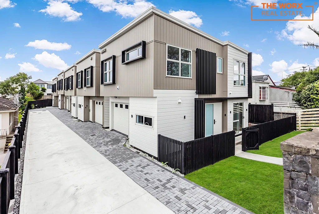 Manurewa 4Moenga Brand New Standalone Family Home