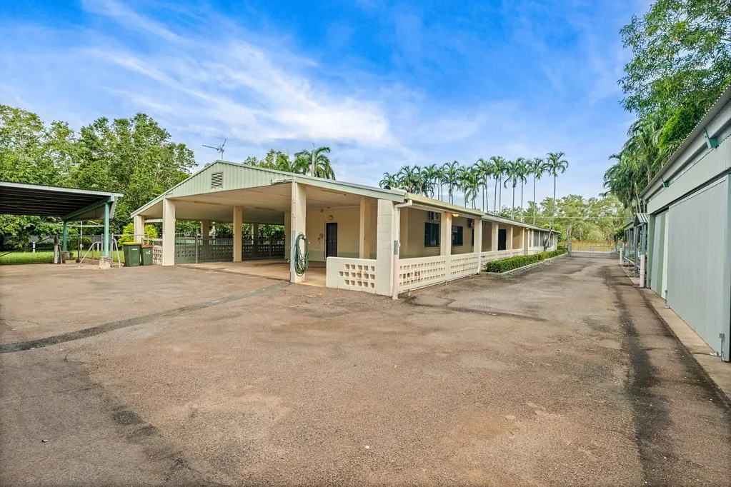 Marlow Lagoon 10ห้องนอน Massive Dual-Living Family Home on 5,000m²