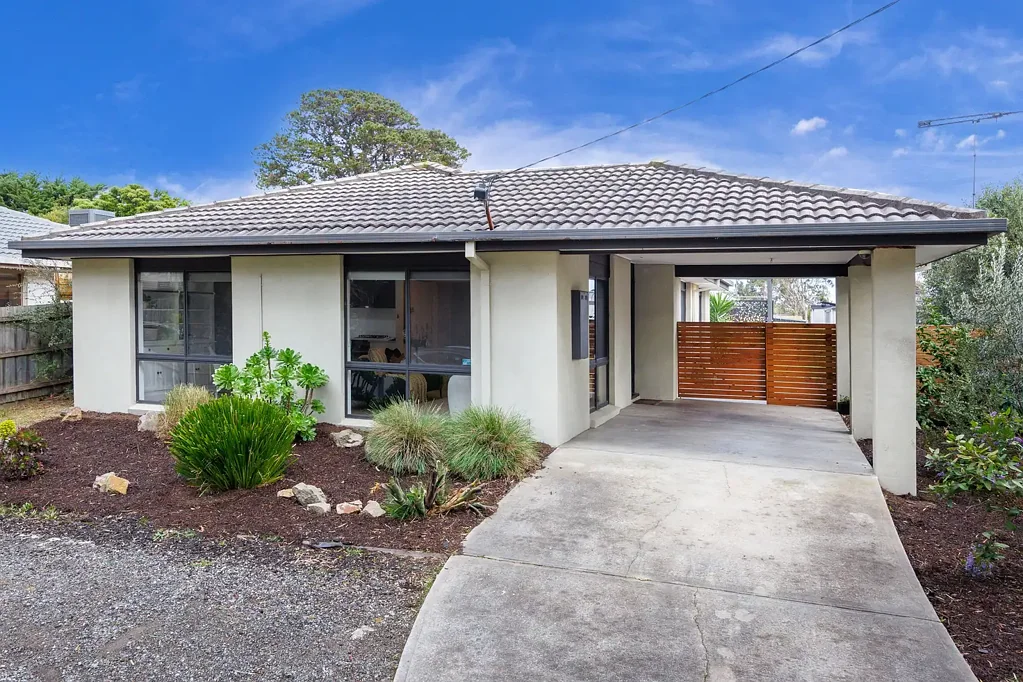 Dual living opportunity