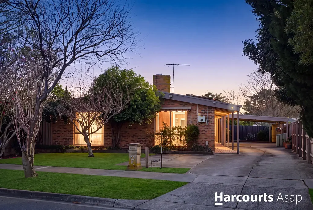 Narre Warren 5कमरा Cathedral Ceilings, Crackling Fire & Room for the Whole Family!