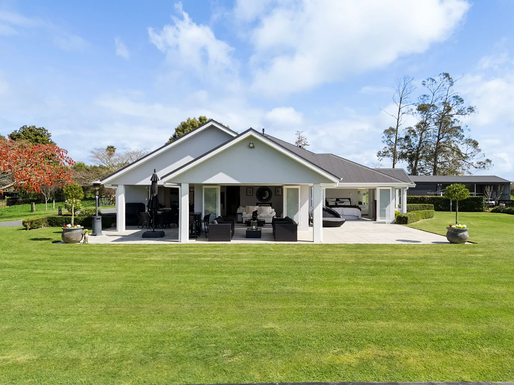 Te Awamutu Contemporary Country Living