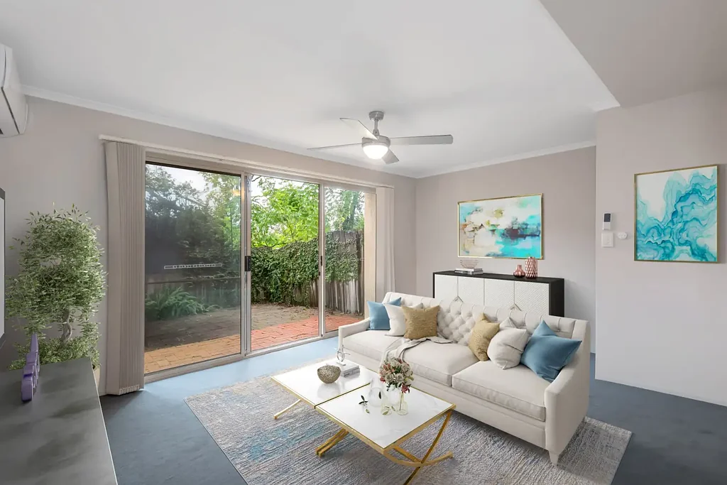 Mudgeeraba 2Moenga Sher-Would ! The townhouse you have been waiting for.