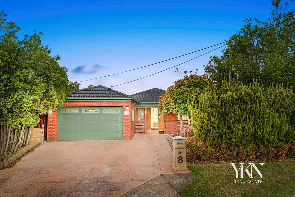 8 Lomond Court, Werribee, VIC 3030