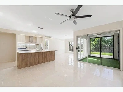 रसोईघर - 6 Wallaby Parade, Rochedale, QLD 4123