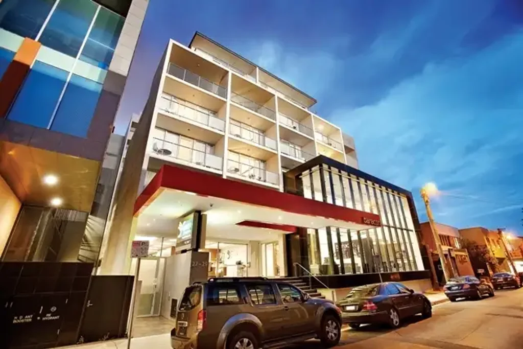 FURNISHED TWO-BEDROOM APARTMENT - SO MUCH SPACE!