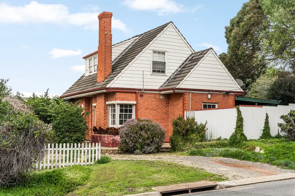 Port Noarlunga South 3 Bedroom Coastal Charm with Plenty of Opportunity