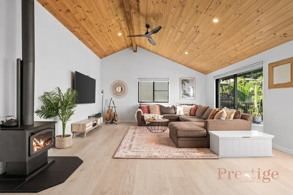 16 Coreen Drive, Wamberal, NSW 2260