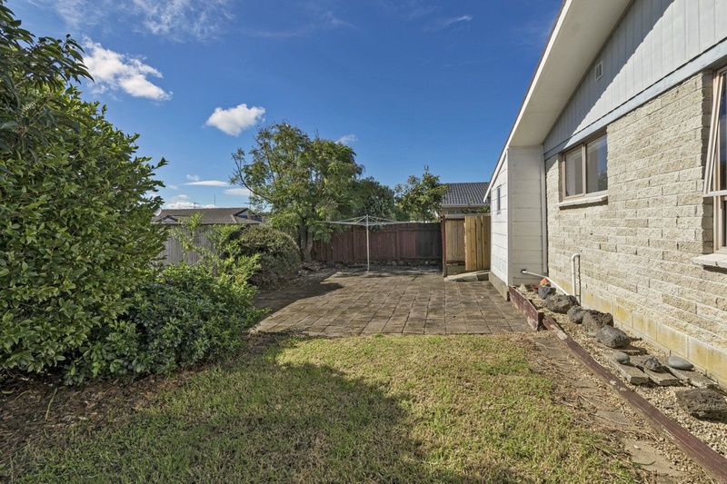 2/168 Pigeon Mountain Road, Half Moon Bay, Auckland - Manukau, 2 phòng ngủ, 1 phòng tắm