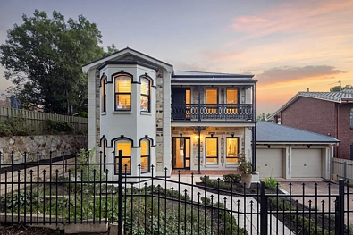 Athelstone 5Moenga Family Luxury & Poolside Entertaining from Athelstone's Leafiest Pocket.