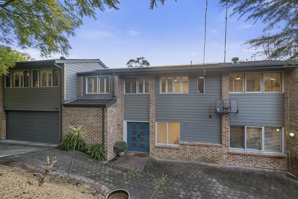 Berowra 6房 私密家庭度假屋，空间充裕，满足每个人的需求 Private family retreat with space for everyone