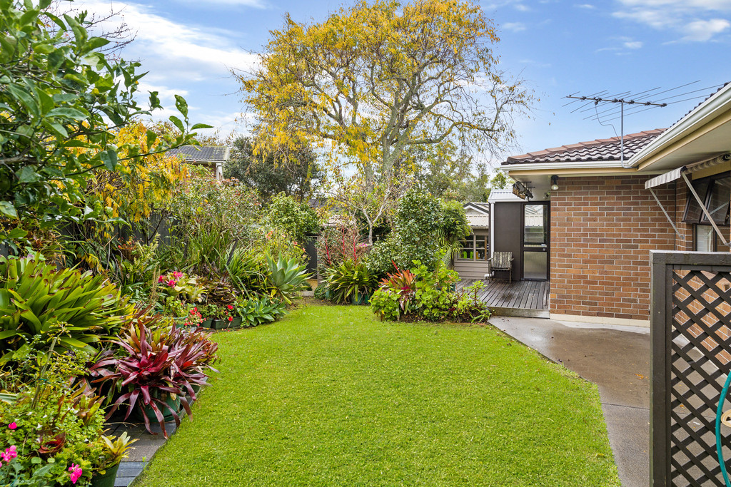 2/12 Sale Street, Cockle Bay, Auckland - Manukau, 2房, 1浴